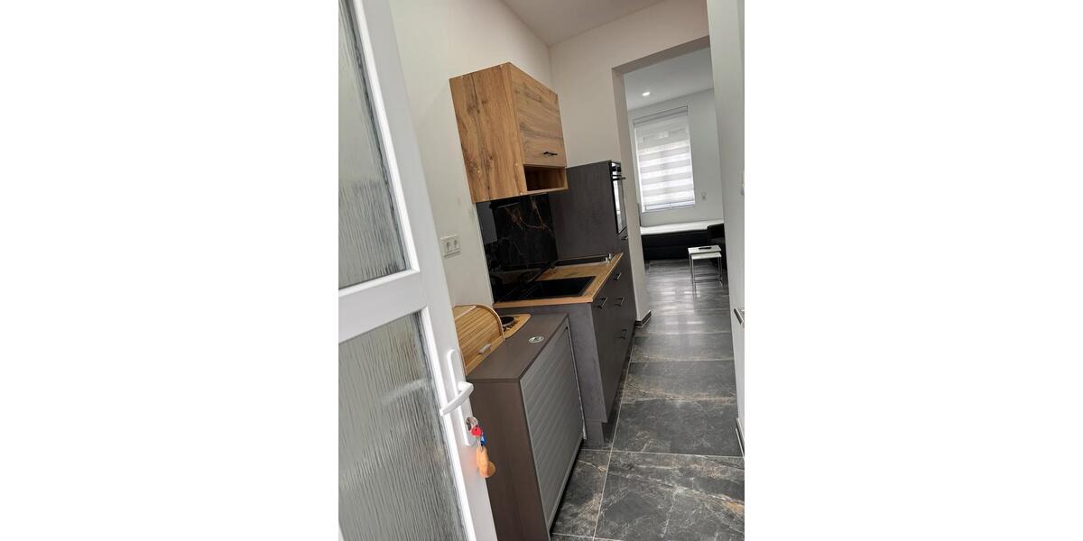 Erdgeschoßwohnung Köln Mülheim - 1 Zimmer, 28 m&sup2;, 1.000&euro; | Angebot:26429962