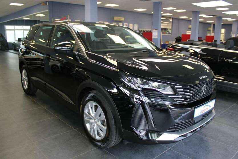Peugeot 5008 27.732 km 22.980 € Euskirchen-Flamersheim 53881