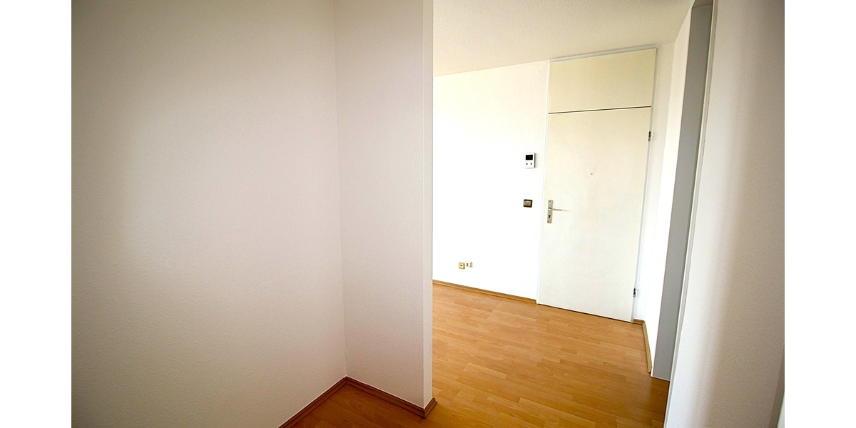 Bezugsfreie, barrierearme und frisch renovierte 2 Zimmer ETW mit Terrasse, Aufzug und TG-Stellplatz. - Etagenwohnung Sankt Augustin | Angebot:26777828