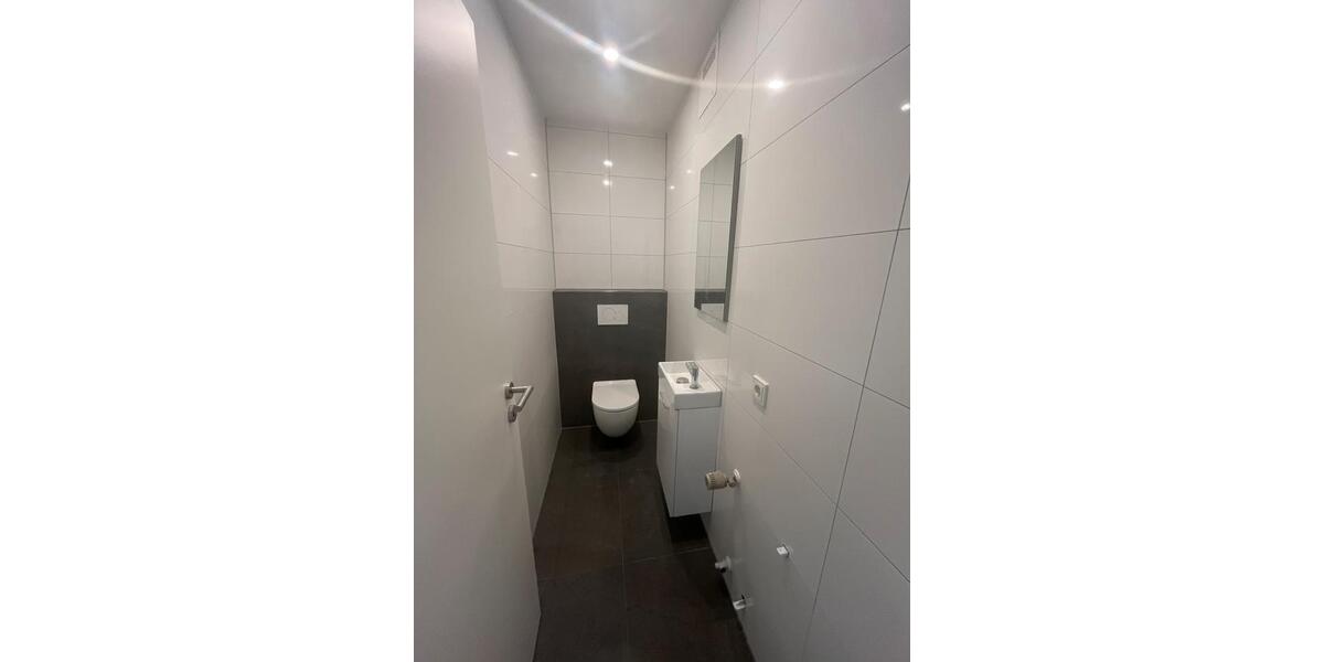 Hochparterre Bergisch Gladbach Alt-Frankenforst - 3 Zimmer, 91 m&sup2;, 1.540&euro; | Angebot:26449092