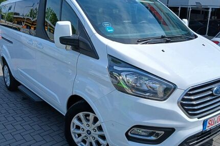 Ford Tourneo Custom 68.230 km 32.999 &euro; Bornheim 53332