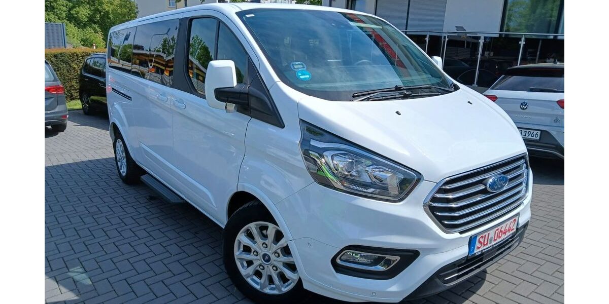 Ford Tourneo Custom 68.230 km 32.999 &euro; Bornheim 53332