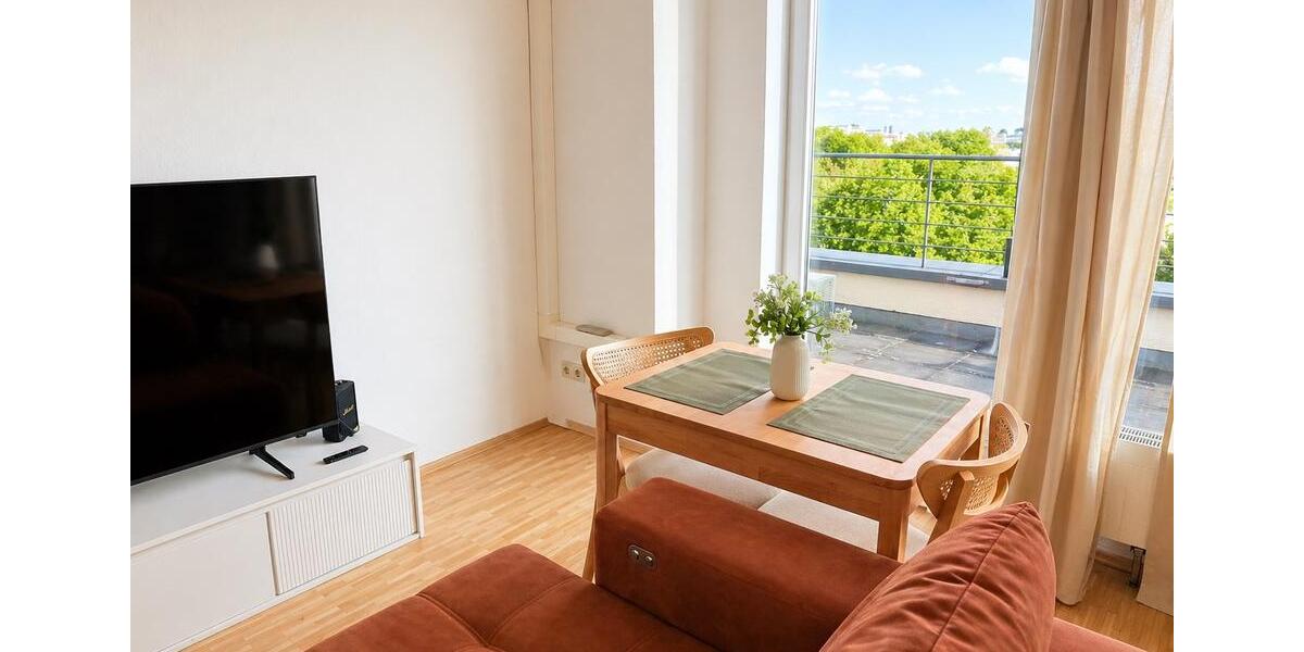 Dachgeschoßwohnung Köln Kalk - 2 Zimmer, 53 m&sup2;, 990&euro; | Angebot:26317765