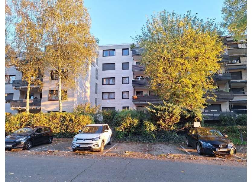 Wohnung zum Kaufen in Bergheim 117.000 € 97 m²