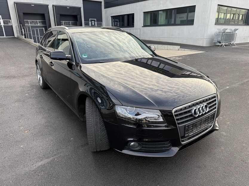 Audi A4 101.906 km 9.500 € Köln 50667