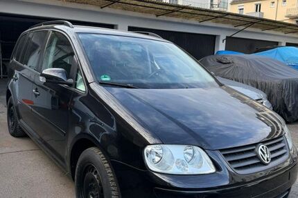 VW Touran 243.000 km 1.999 &euro; Bonn 53229