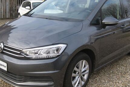VW Touran 124.700 km 17.400 &euro; Hürth bei Köln 50354