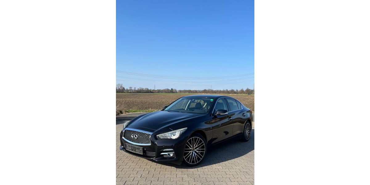 INFINITI Q50 171.500 km 10.900 &euro; Erftstadt 50374
