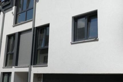 Wohnung Hürth - 3 Zimmer, 87 m&sup2;, 980&euro; | Angebot:25421933