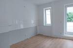 Düsseldorf-Flingern-Süd, Engelbertstraße - Komplett sanierte 2-Zimmer-Wohnung mit großer Sonnenterrasse zeitnah zu mieten !!
