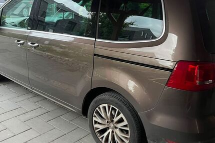 VW Sharan 225.000 km 8.300 &euro; Leverkusen 51375