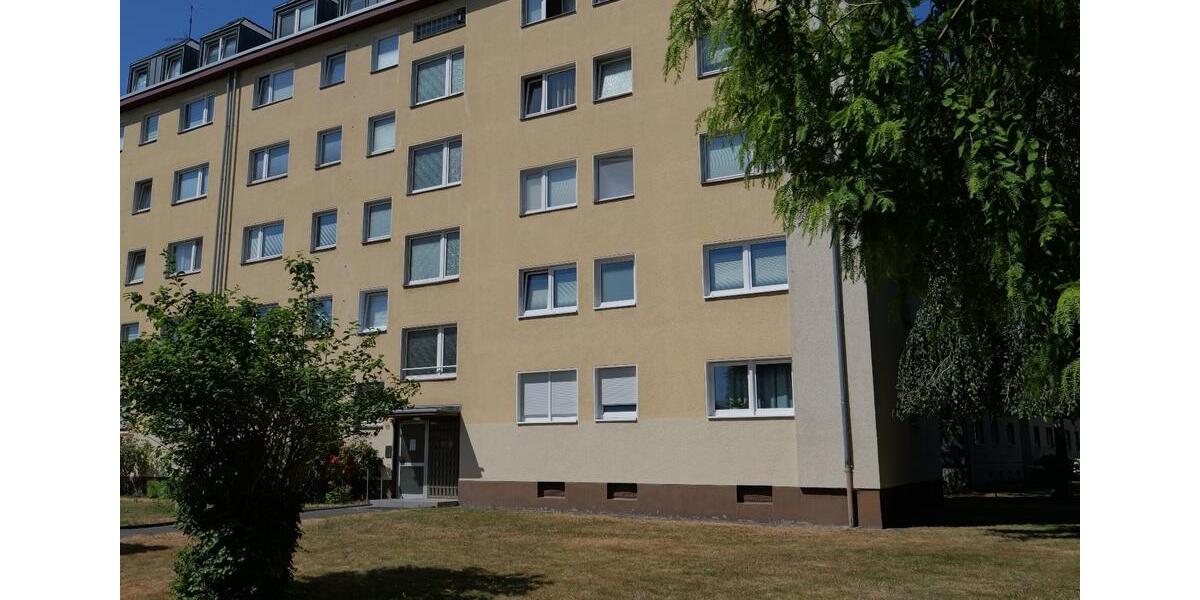 Dachgeschoßwohnung Köln Porz - 2 Zimmer, 61 m&sup2;, 220.000&euro; | Angebot:27116848