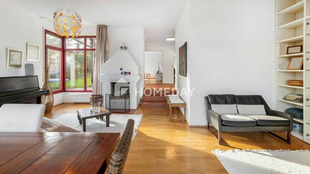 Großzügig, hell, einladend - Ihr Traumhaus mit Blick auf den Petersberg und Drachenfels