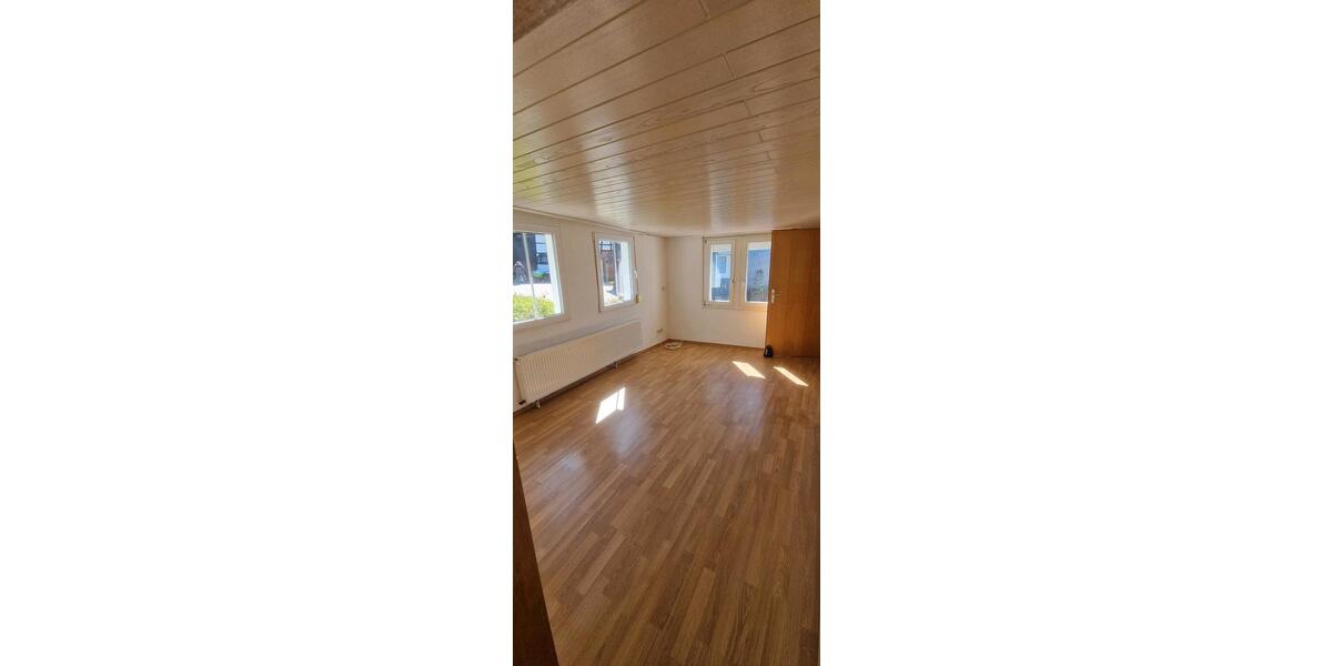 Einfamilienhaus Leichlingen (Rheinland) - 5 Zimmer, 80 m&sup2;, 800&euro; | Angebot:26183825