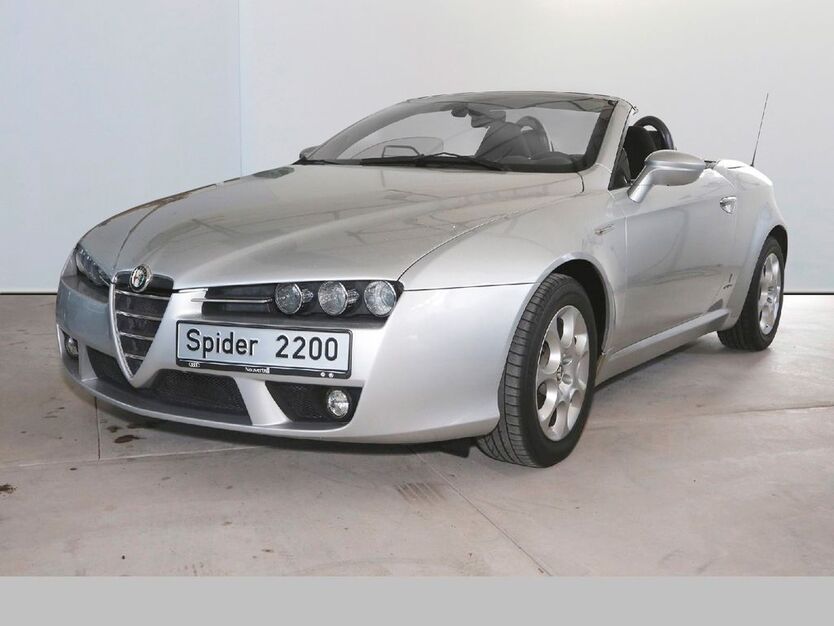Alfa Romeo Spider 13.000 km 12.500 € Solingen 42657