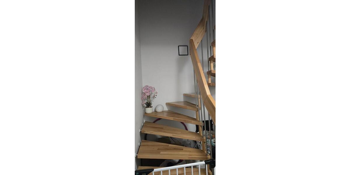 Zweitbezug von 2023 erbautem Reihenhaus in St-Augustin Meindorf 6 zimmer