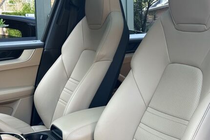 Porsche Cayenne 12.100 km 123.790 &euro; Frechen (bei Köln) 50226