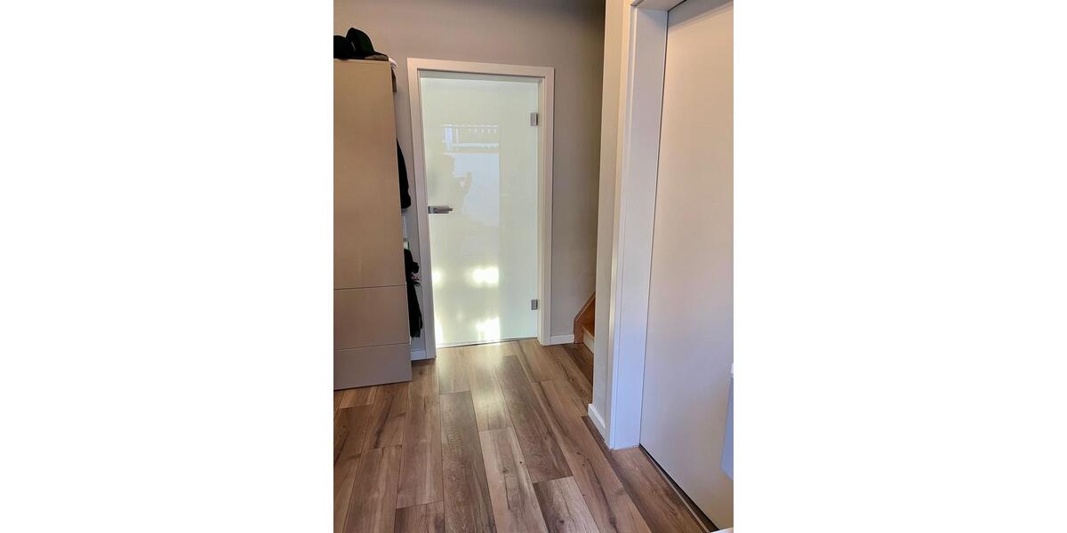 Haus In Solingen zu vermieten Bj 2021, mit Carport, 3,5 Stockwerk 6 zimmer