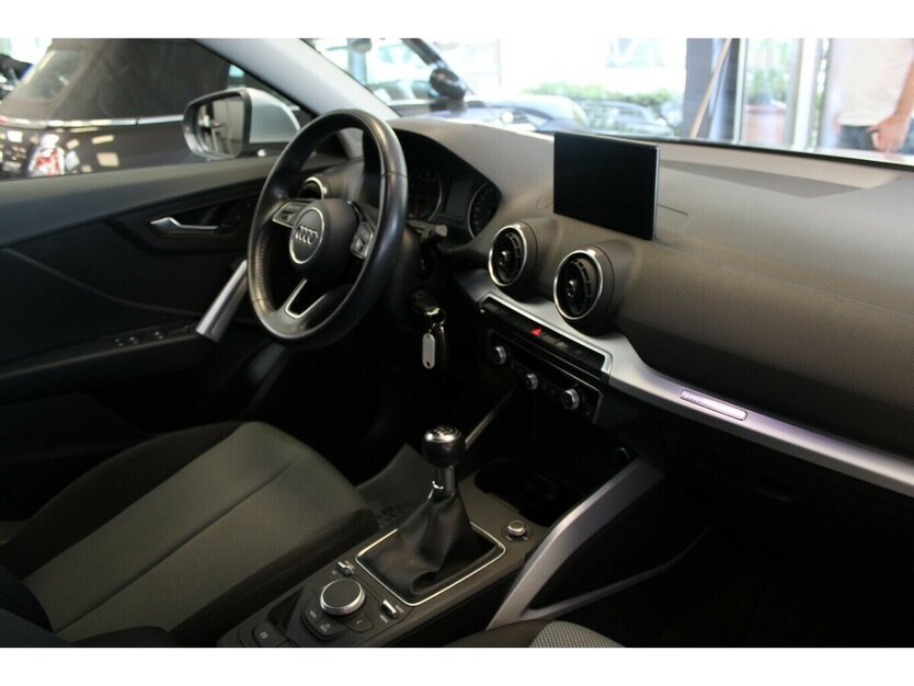 Audi Q2 30 TFSI design 86.795 km 15.980 € Euskirchen 53881