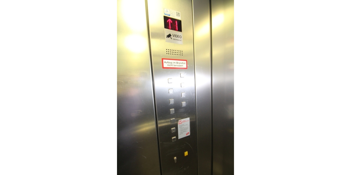 Mit 3D: Ihr Logenplatz über Bonn-Kessenich – helle Wohnung mit Loggia, schöner Aussicht und stufenlosem Zugang - Etagenwohnung Bonn Dottendorf | Angebot:25571387