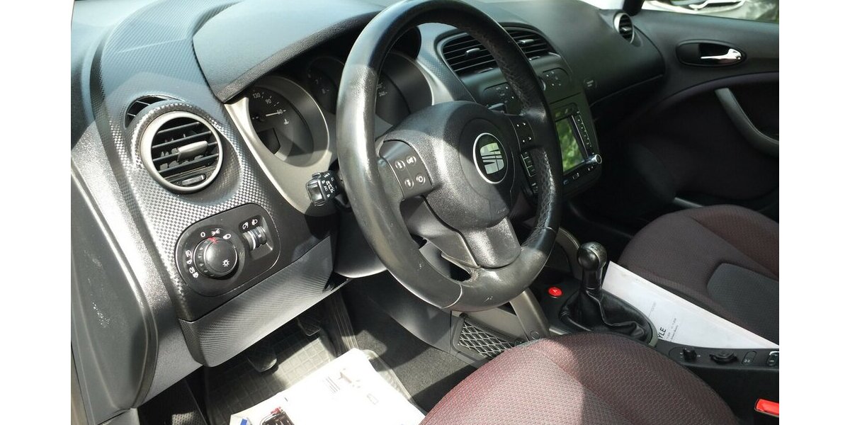 Seat Altea STYLE NAVI AHK PARKPILOT neuer Zahnriemen 162.222 km 4.500 &euro; Köln 50858