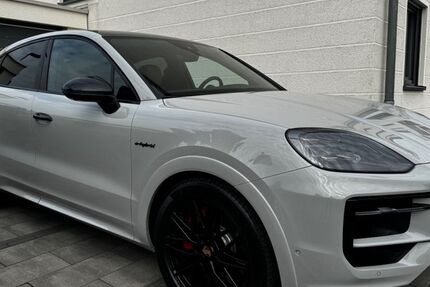 Porsche Cayenne 27.000 km 120.900 &euro; Frechen 50226