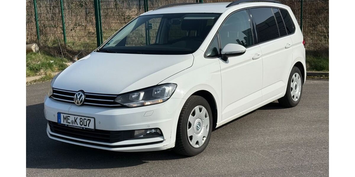 VW Touran 424.000 km 7.900 &euro; Hilden 40721