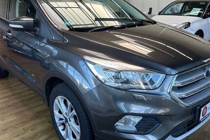 Ford Kuga 139.053 km 14.890 € Sankt Augustin 53757