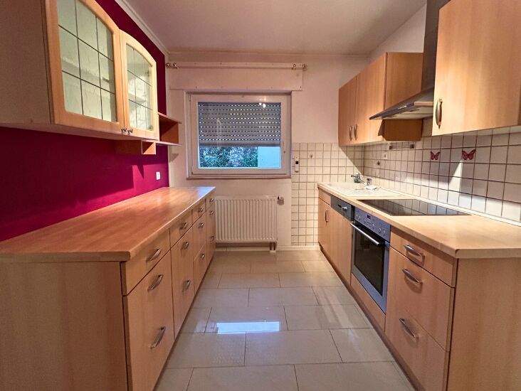 +++ Einfamilienhaus mit beeindruckender Extra-Fläche im UG +++ 6 zimmer