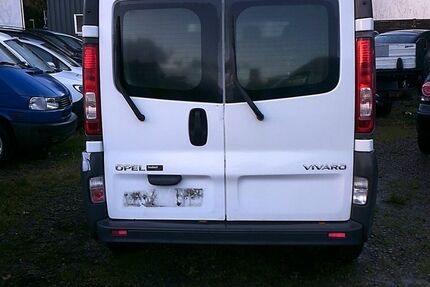 Opel Vivaro 198.700 km 2.700 € Grevenbroich 41516
