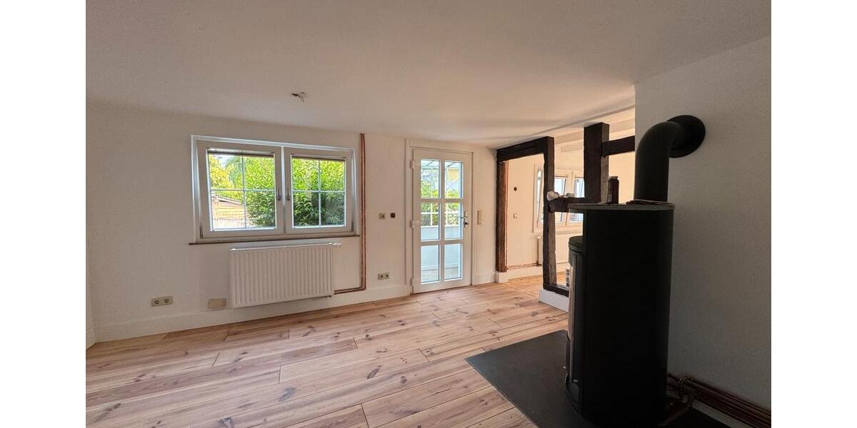 Einfamilienhaus Hennef (Sieg) - 3 Zimmer, 116 m&sup2;, 375.000&euro; | Angebot:25118420