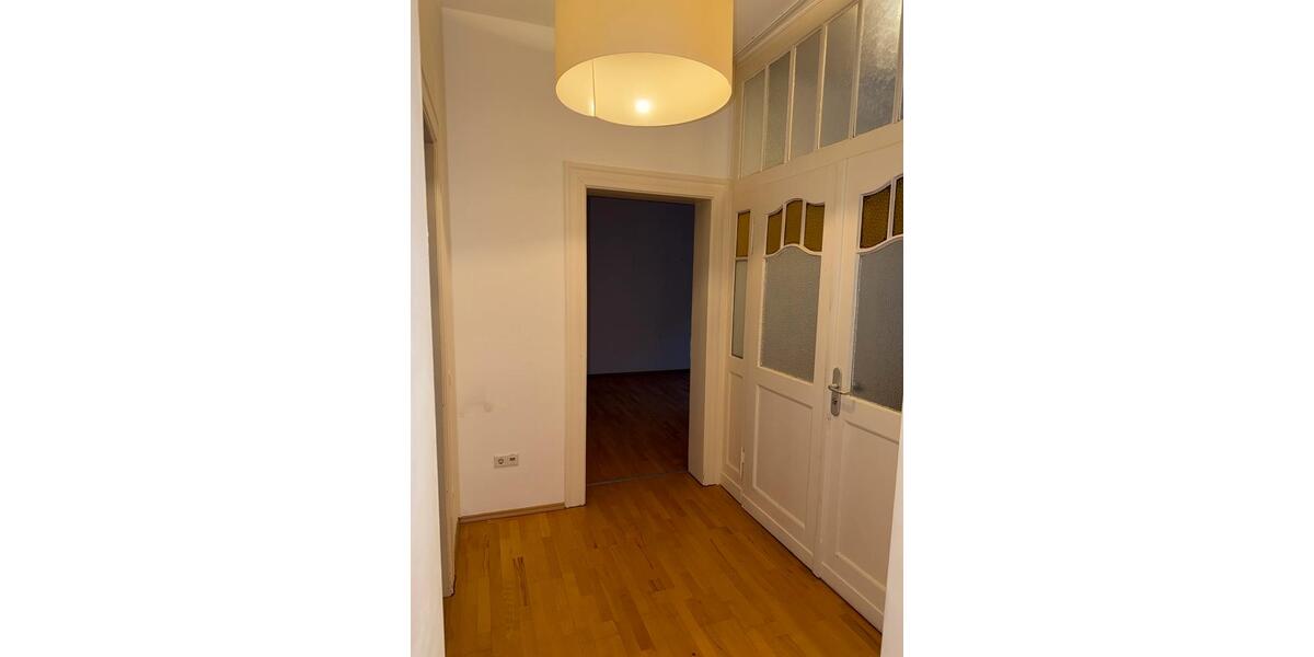 Charmante 3 Zimmer - Altbauwohnung mit Balkon 3 zimmer