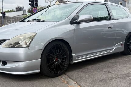 Honda Civic 25.300 km 15.500 &euro; Solingen 42697