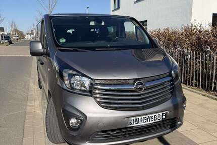 Opel Vivaro 109.075 km 21.000 &euro; Bonn 53225