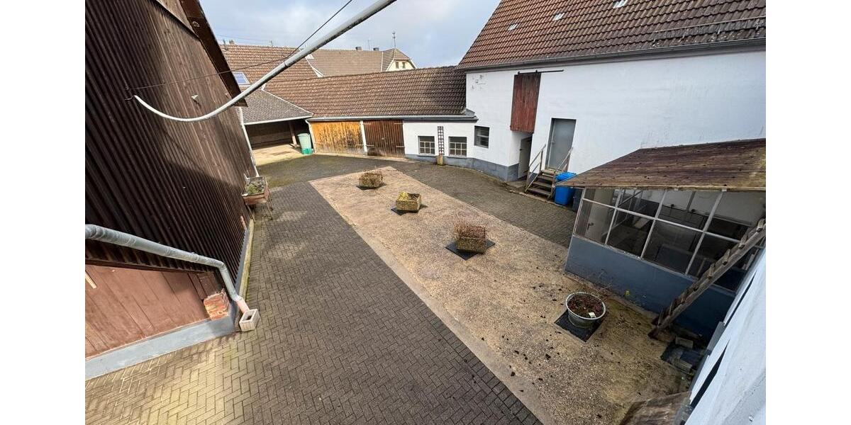 Einfamilienhaus Hennef (Sieg) - 4 Zimmer, 146 m&sup2;, 1.250&euro; | Angebot:25261333