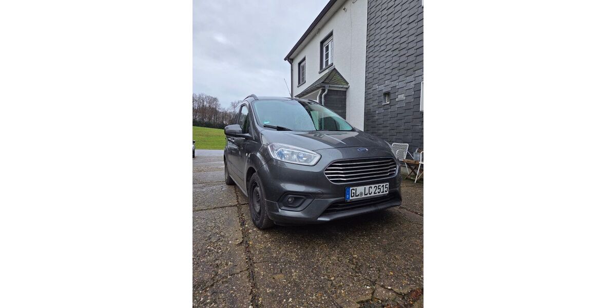 Ford Tourneo Courier 49.000 km 11.999 &euro; Wermelskirchen 42929