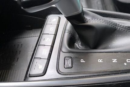 Hyundai BAYON 32.157 km 16.150 € Hürth 50354