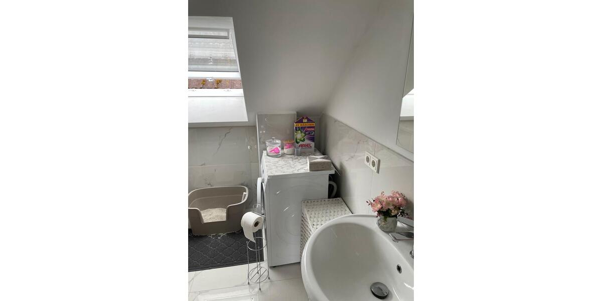 Dachgeschoßwohnung Köln Rodenkirchen - 3 Zimmer, 60 m&sup2;, 900&euro; | Angebot:26385469