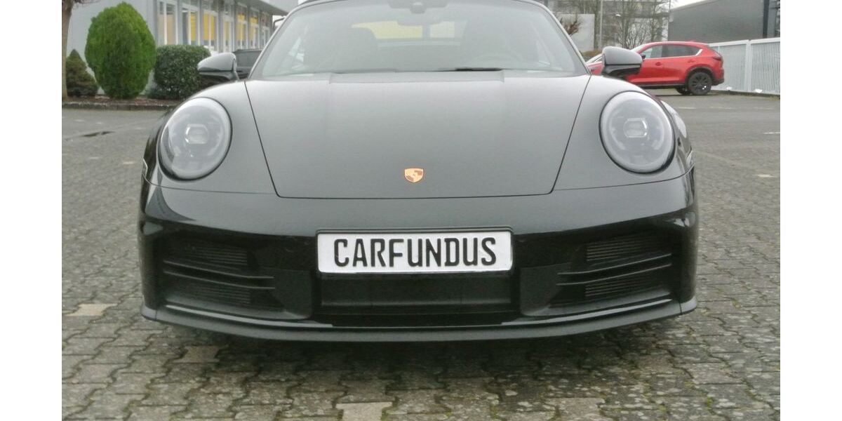 Porsche 992 8.800 km 143.555 &euro; Köln Lövenich 50859