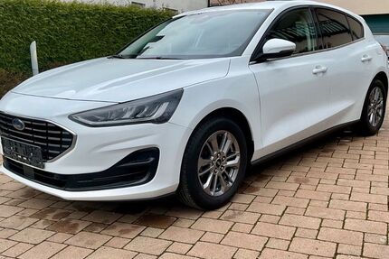 Ford Focus 72.650 km 14.700 &euro; Neunkirchen 53819