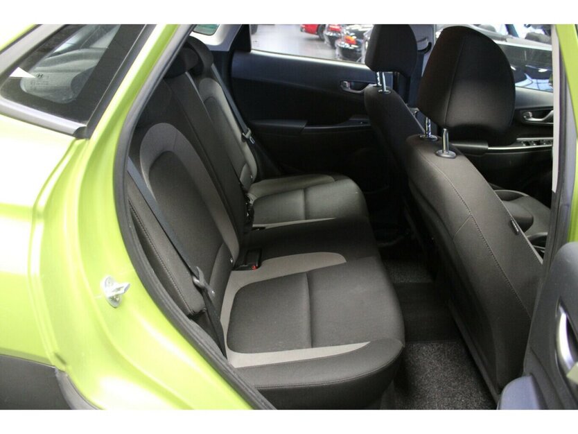 Hyundai Kona 1.0 T-GDI 115.043 km 11.980 € Euskirchen 53881