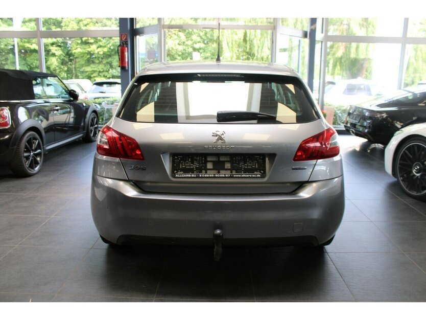 Peugeot 308 1.2 PureTech 110 Active - AHK - 71.312 km 9.980 € Euskirchen 53881