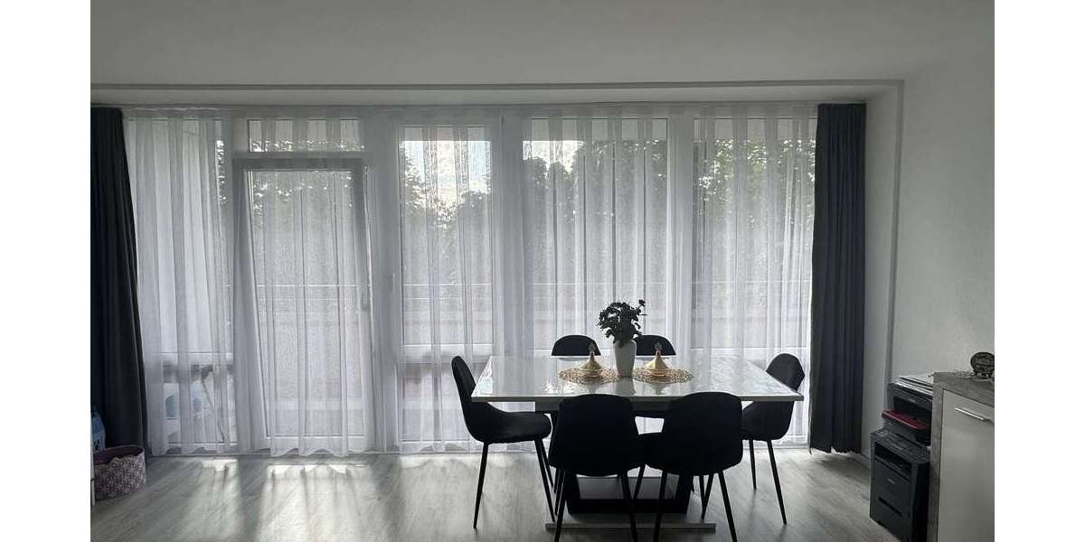 Etagenwohnung Sankt Augustin / Menden (Rheinland) Menden (Rheinland) - 3 Zimmer, 75 m&sup2;, 165.000&euro; | Angebot:24717552