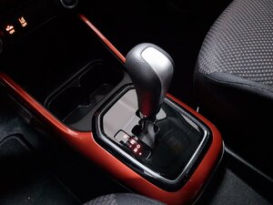 Suzuki Ignis Comfort+ Aut. Navi Kam SHZ Tempo 32.077 km 13.980 € HAAN 42781