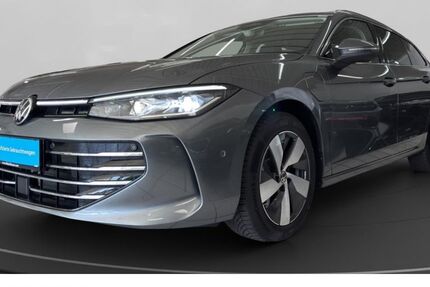 VW Passat 11.950 km 42.880 &euro; Köln 50968