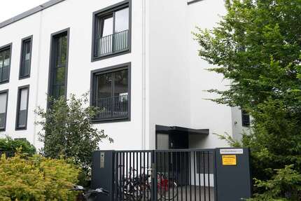 Wohnung zum Mieten in Köln Marienburg 3.060 € 127.52 m²