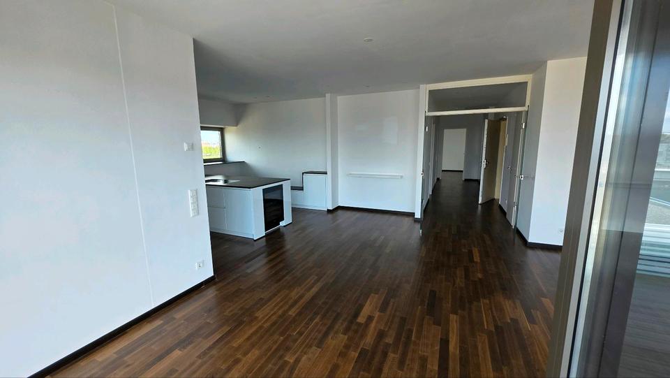 Etagenwohnung Sankt Augustin - 3 Zimmer, 110 m&sup2;, 2.990&euro; | Angebot:26399892