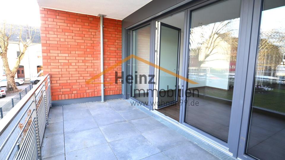 Etagenwohnung Bergisch Gladbach - 2 Zimmer, 82 m&sup2;, 1.190&euro; | Angebot:25444620