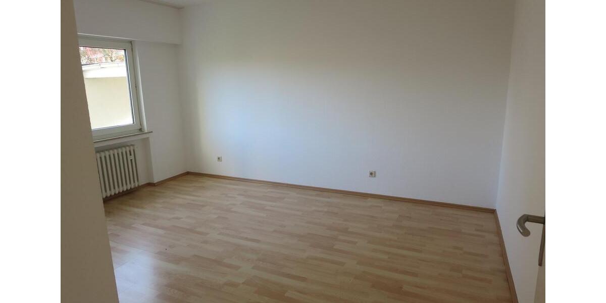 Plittersdorf,Nähe Rheinaue und Rheinpromenade,sonnige und ruhige 3 zimmer