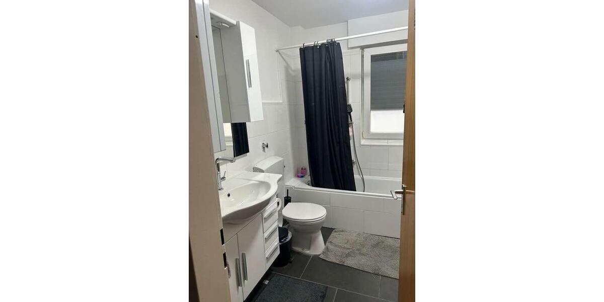 Etagenwohnung Wermelskirchen - 3 Zimmer, 79 m&sup2;, 210.000&euro; | Angebot:26679309